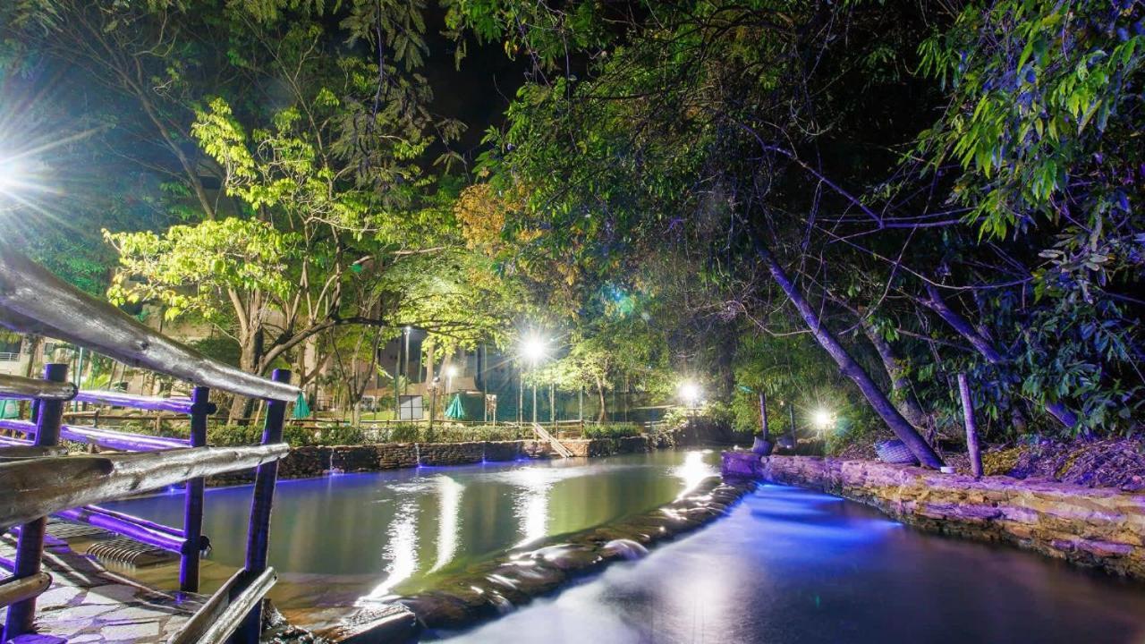 Thermas Paradise Apartamentos Rio Quente Esplanada Eksteriør billede
